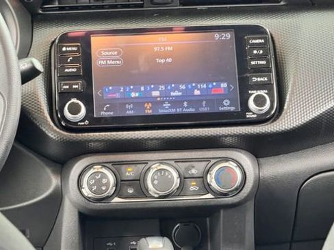 Certified 2023 Nissan Kicks SV FWD image 16
