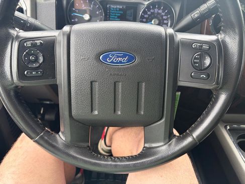 Used 2014 Ford F350 Lariat w/ Lariat Interior Package AWD/4WD image 31