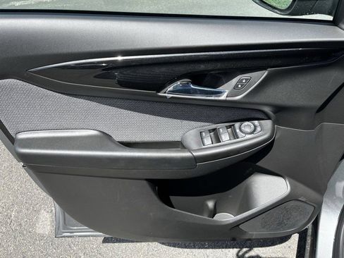 New 2025 Chevrolet TrailBlazer LT w/ LT Cold Weather Package FWD image 22