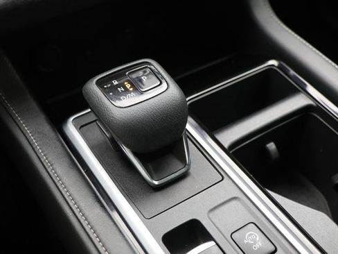 Used 2023 Nissan Pathfinder SL image 24