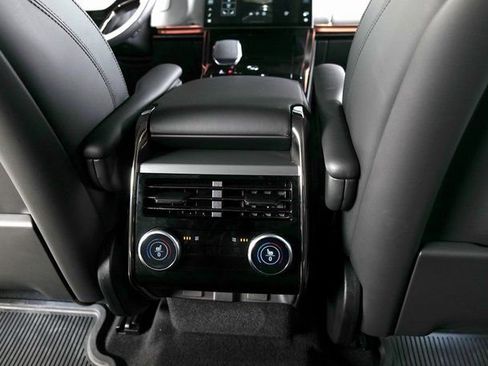 Used 2024 Land Rover Range Rover Sport Dynamic SE image 19