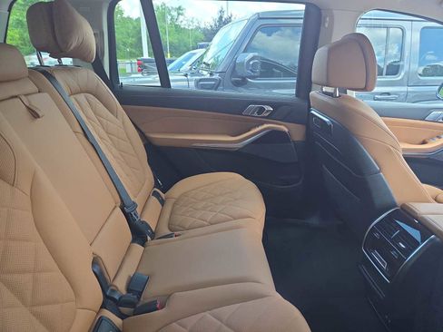 Used 2026 BMW X7 xDrive40i AWD/4WD image 12