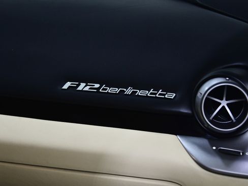 Used 2015 Ferrari F12 Berlinetta image 27