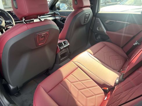 New 2026 BMW i5 eDrive40 w/ M Sport Package image 10