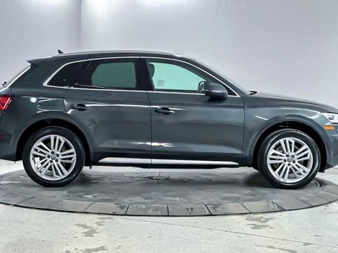 Used 2019 Audi Q5 Premium Plus image 8