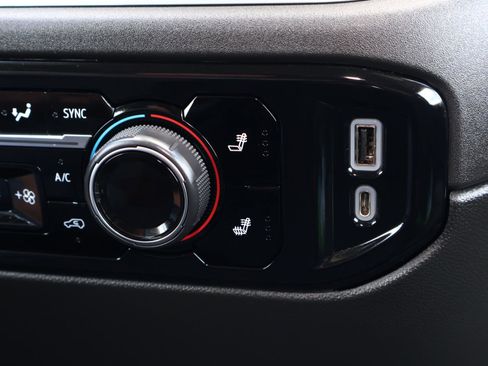 Used 2023 GMC Sierra 1500 Elevation image 63