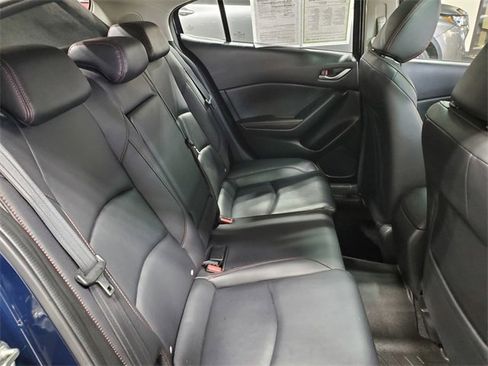 Used 2016 MAZDA MAZDA3 i Grand Touring image 11