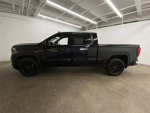 Used 2023 GMC Sierra 1500 Elevation image 3