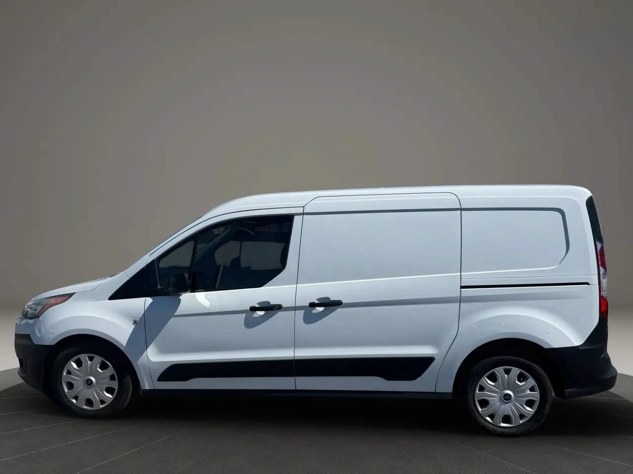 Used 2022 Ford Transit Connect XL FWD image 3