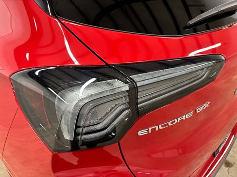 Used 2026 Buick Encore GX Avenir w/ Avenir Convenience Package FWD image 7