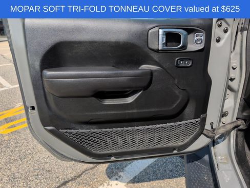 Used 2022 Jeep Gladiator Sport AWD/4WD image 12