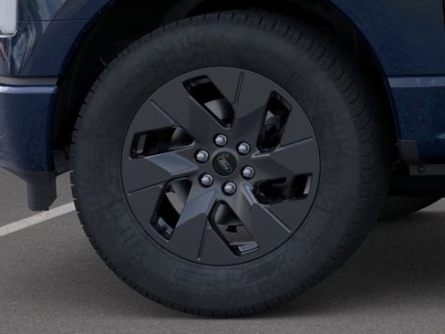 New 2025 Ford F150 Lightning Lariat image 19