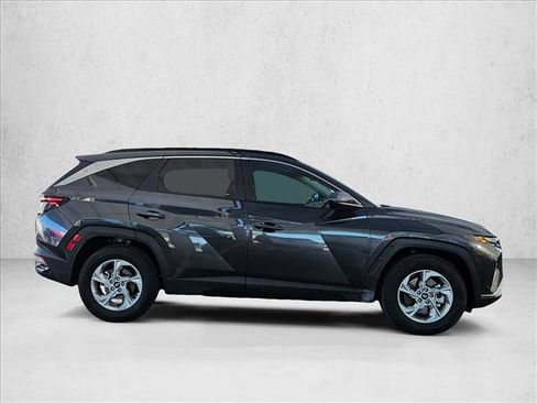 Used 2023 Hyundai Tucson SEL FWD image 4