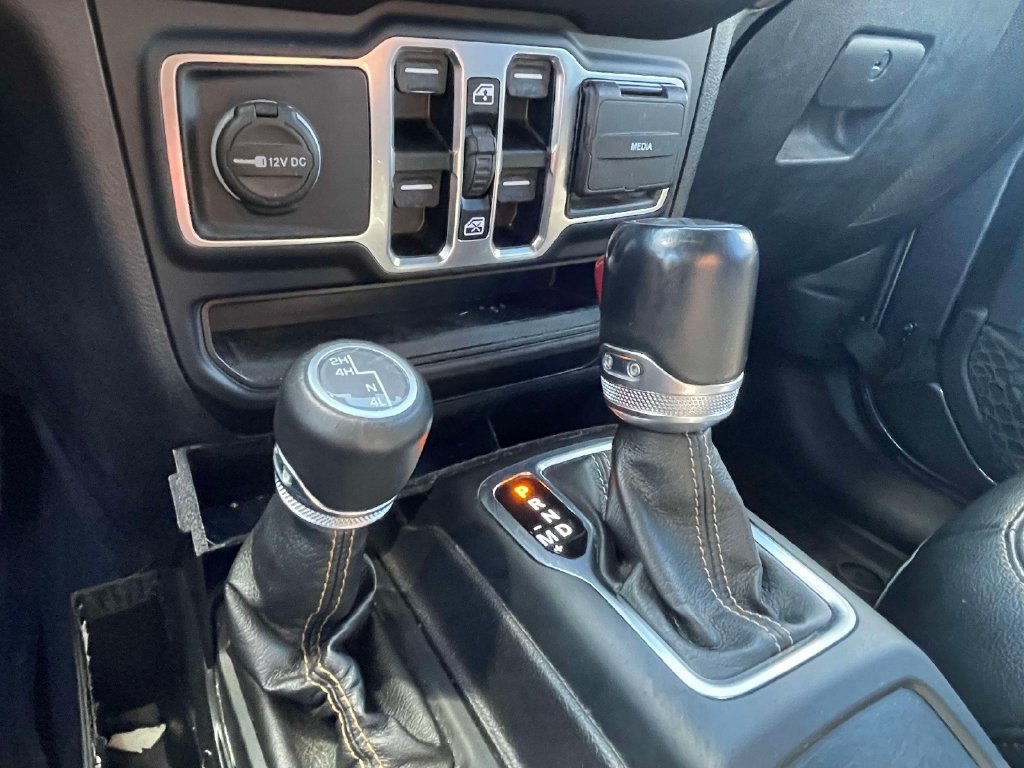 Used 2021 Jeep Gladiator Overland AWD/4WD image 36