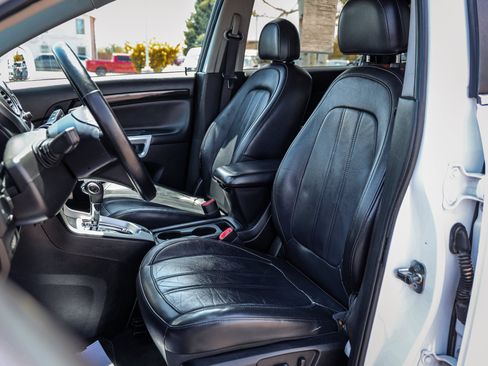 Used 2013 Chevrolet Captiva Sport LTZ FWD image 10
