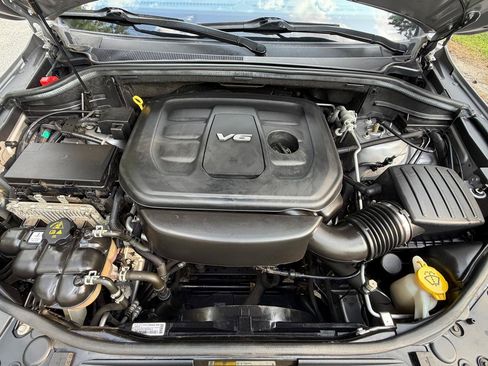Used 2018 Jeep Grand Cherokee Overland AWD/4WD image 26