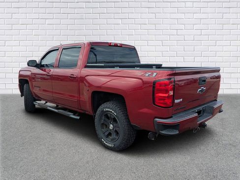 Used 2018 Chevrolet Silverado 1500 LT w/ All Star Edition image 3