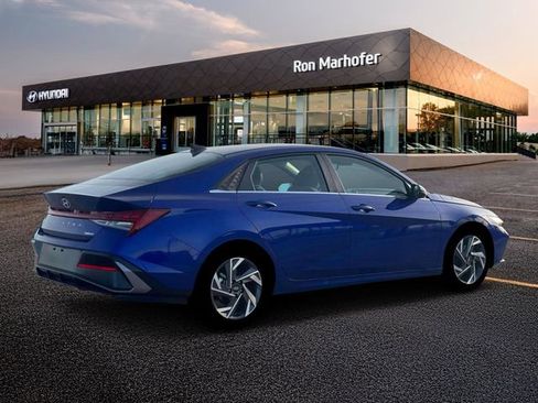 New 2026 Hyundai Elantra Limited image 8