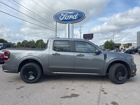New 2025 Ford Maverick Lobo image 3