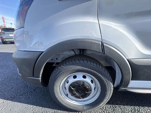 New 2026 Ford Transit 250 148 Medium Roof image 10