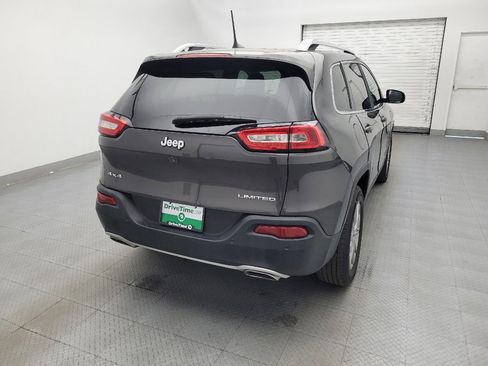 Used 2018 Jeep Cherokee Limited AWD/4WD image 7