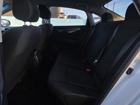 Used 2019 Nissan Sentra S image 19