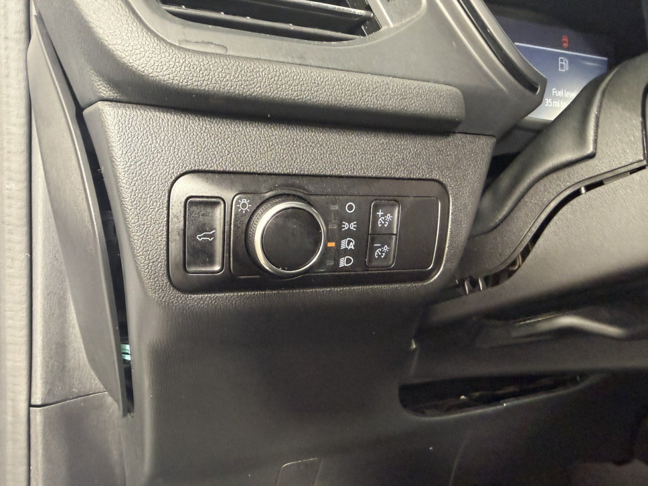 Used 2023 Ford Escape ST-Line FWD image 21