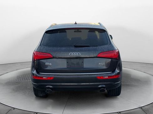 Used 2017 Audi Q5 2.0T Premium Plus w/ Technology Package image 4