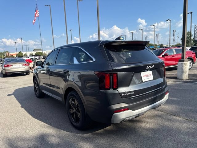 Used 2024 Kia Sorento LX FWD image 18