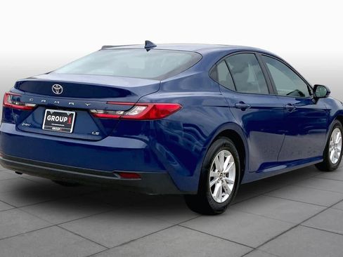 Used 2025 Toyota Camry LE FWD image 13