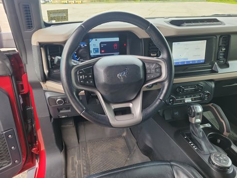 Used 2021 Ford Bronco Big Bend w/ Sasquatch Package AWD/4WD image 19