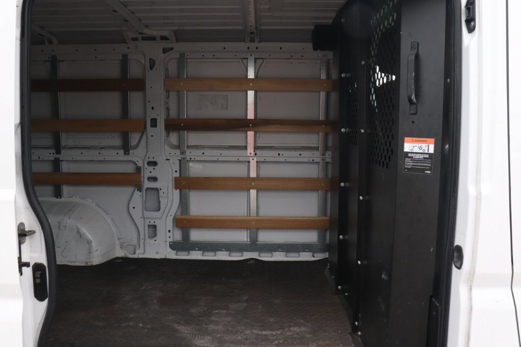 Used 2025 RAM ProMaster 2500 w/ U-Haul Equipment Group FWD image 25