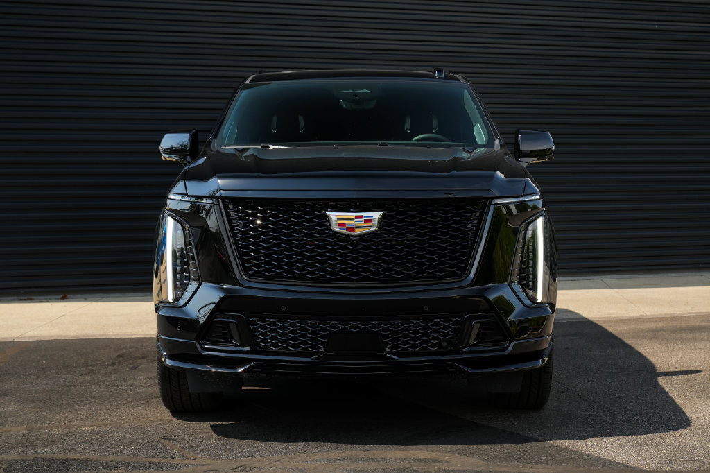 Used 2026 Cadillac Escalade V AWD/4WD image 6