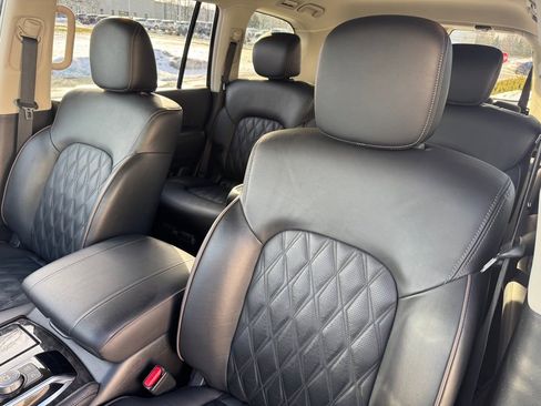 Used 2024 Nissan Armada Platinum w/ Captain's Chairs Package image 14