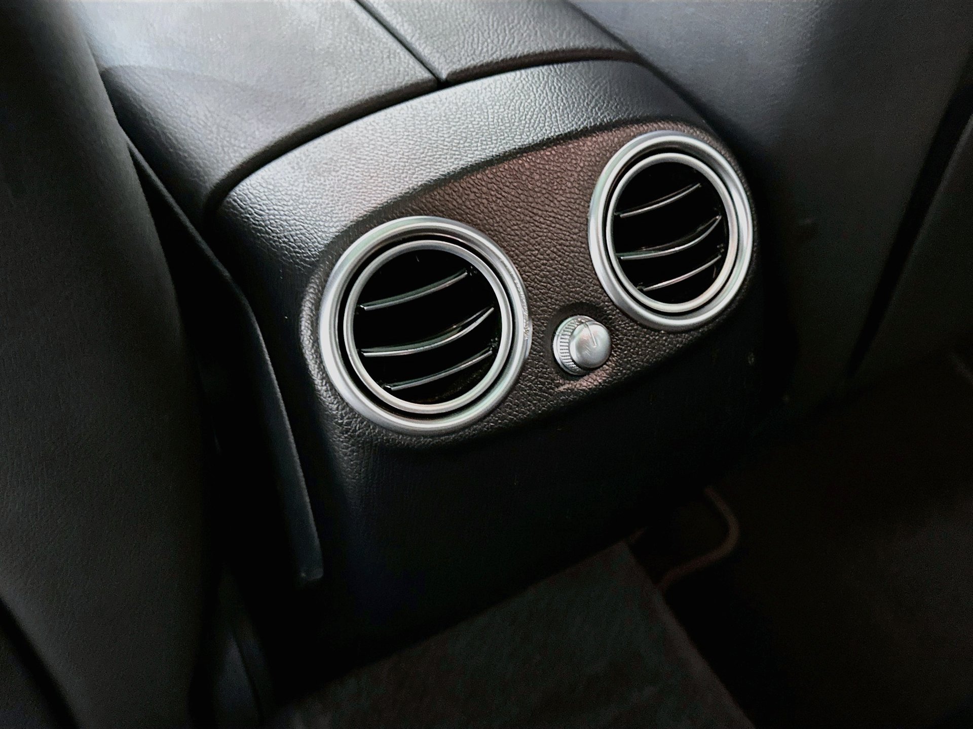 Certified 2022 Mercedes-Benz GLC 300 image 27