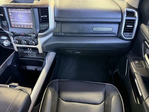 Used 2020 RAM 1500 Laramie RWD image 12