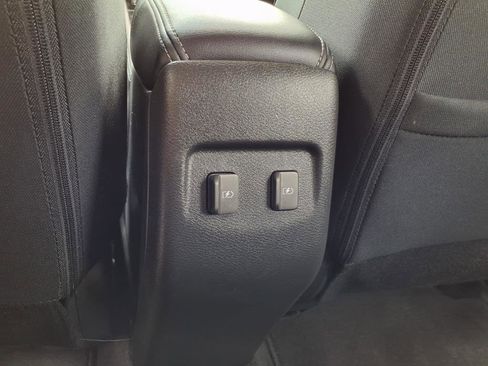 Certified 2024 Nissan Kicks SR image 25