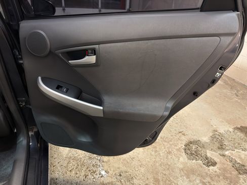 Used 2011 Toyota Prius Three image 24