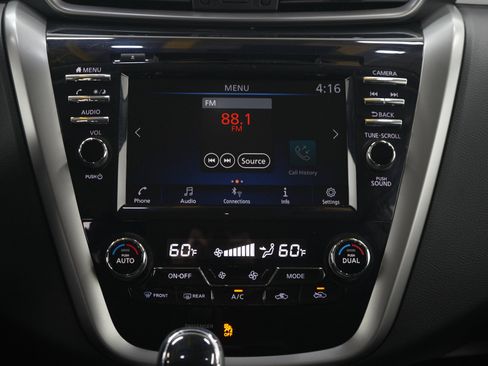 Used 2020 Nissan Murano SV AWD/4WD image 17
