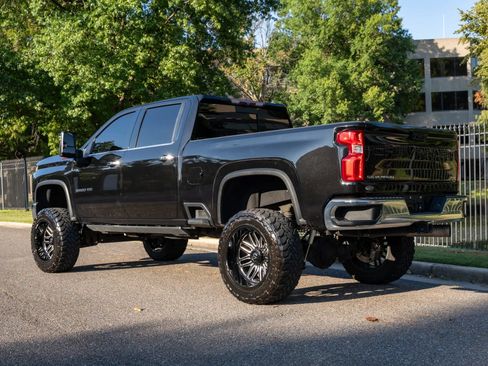 Used 2021 Chevrolet Silverado 2500 LTZ AWD/4WD image 8