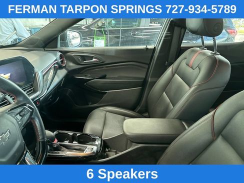 Used 2025 Chevrolet Trax RS w/ Driver Confidence Package FWD image 9