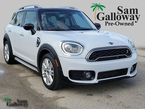 Used 2020 MINI Cooper Countryman S image 1
