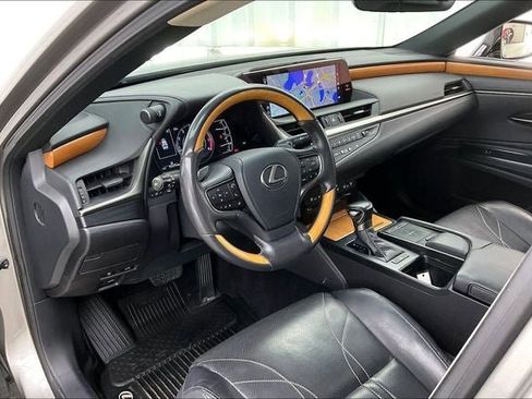 Used 2020 Lexus ES 350 350 Luxury image 17