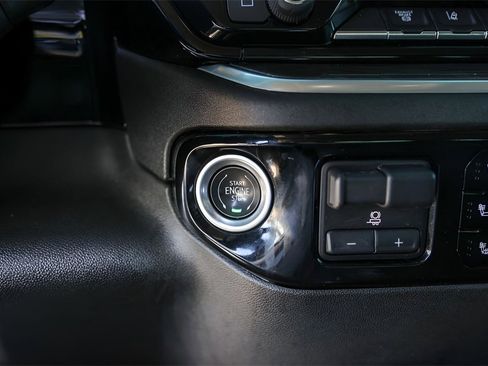 Used 2024 Chevrolet Silverado 2500 LTZ w/ LTZ Plus Package image 17