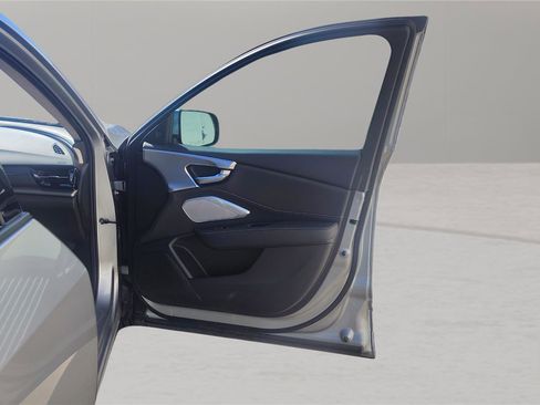 Used 2025 Acura RDX SH-AWD w/ Technology Package image 17