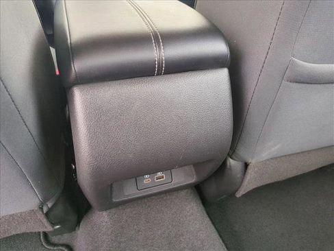 Used 2024 Nissan Altima 2.5 SV image 16