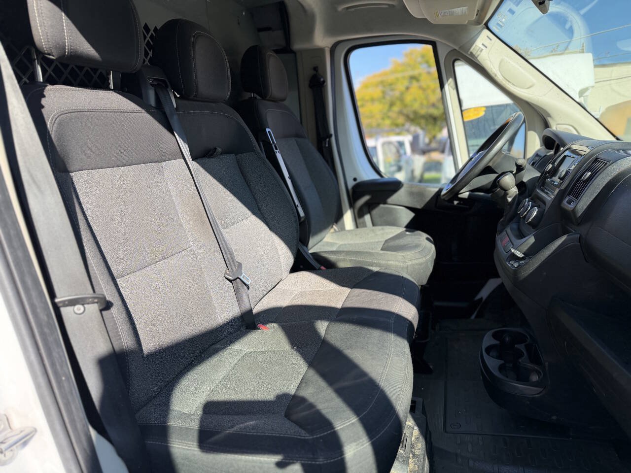 Used 2021 RAM ProMaster 2500 w/ Convenience Group FWD image 19
