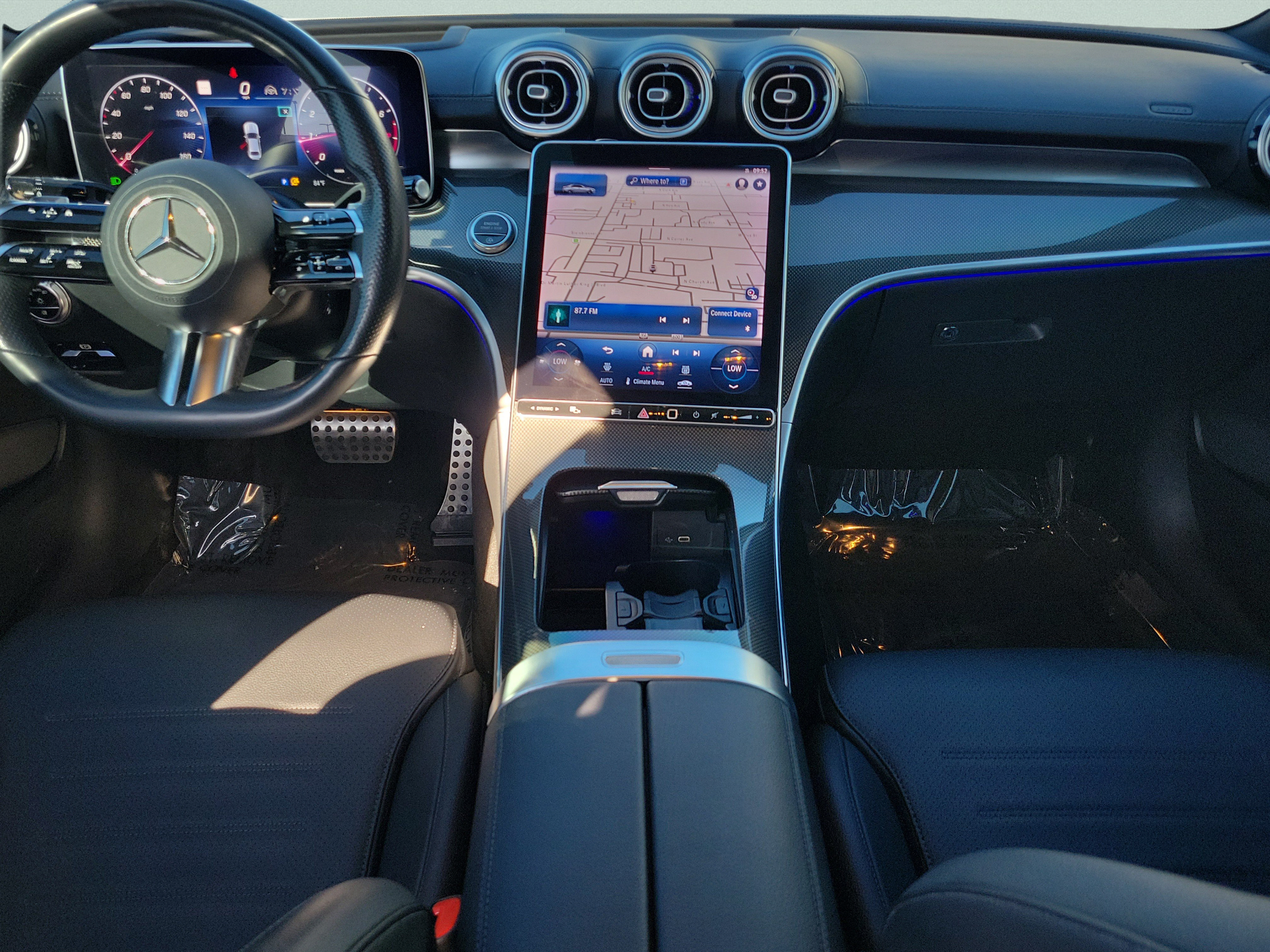 Used 2022 Mercedes-Benz C 300 Sedan image 11