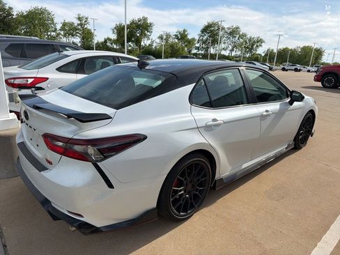 Used 2022 Toyota Camry TRD w/ TRD Package w/JBL Audio FWD image 4