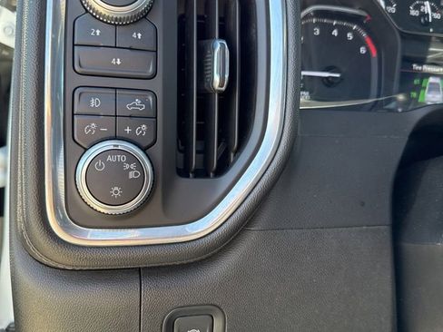 Used 2020 GMC Sierra 2500 SLE w/ SLE Convenience Package AWD/4WD image 18